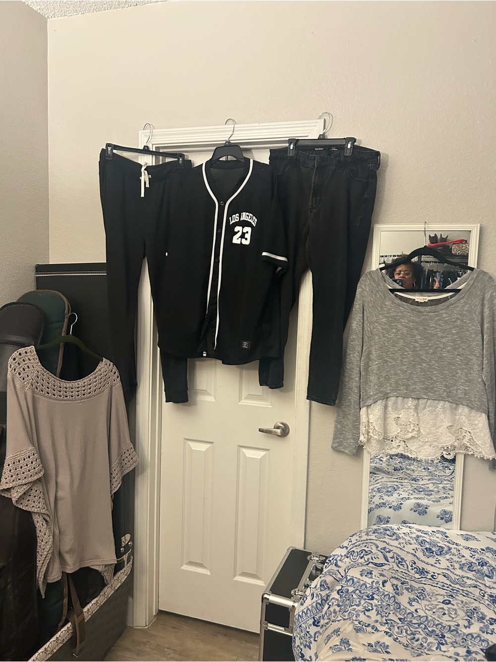 @lit682 bundle. $5 show Black Los Angeles '23' Baseball Jersey